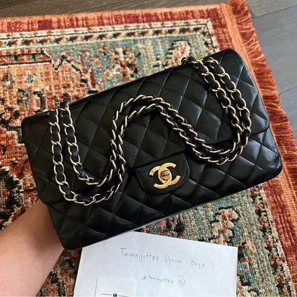Chanel Classic Vintage Medium Double Flap Bag - Picture 5 of 12